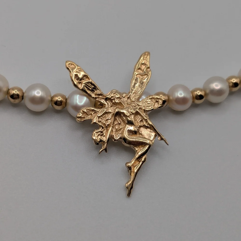 14k Yellow Gold Beaded Pearl Necklace With Fairy Pendant - Picture 3 of 15